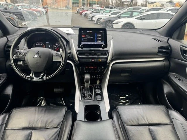 2022 Mitsubishi Eclipse Cross - Image 10 of 19