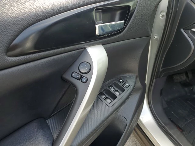 2022 Mitsubishi Eclipse Cross - Image 16 of 20
