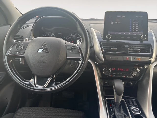 2022 Mitsubishi Eclipse Cross - Image 11 of 19