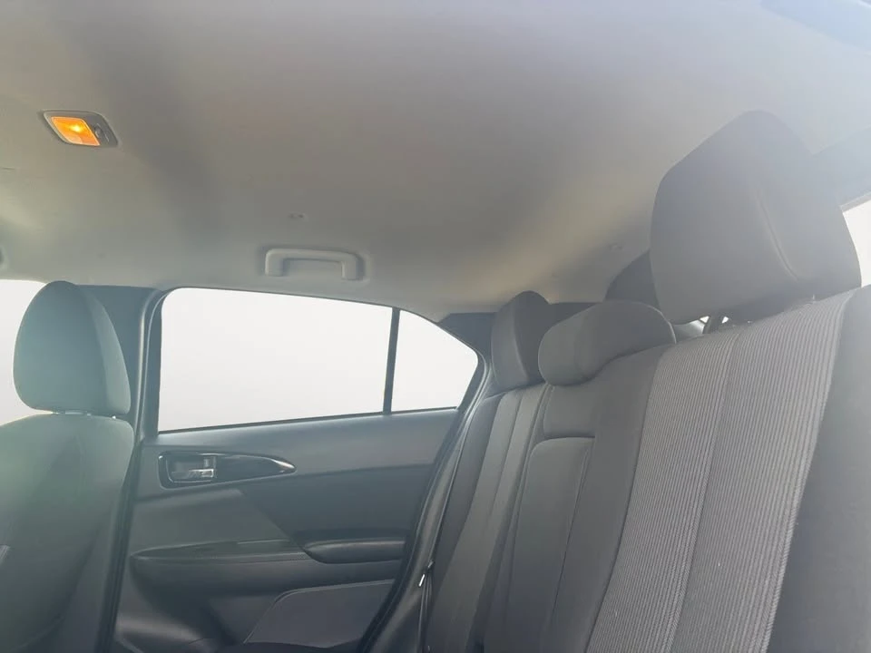 2022 Mitsubishi Eclipse Cross - Image 10 of 19