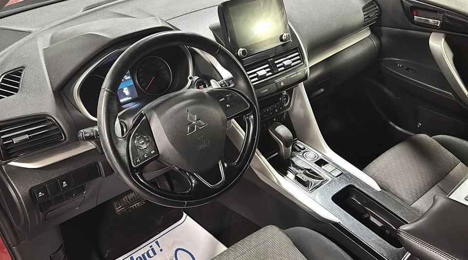 2022 Mitsubishi Eclipse Cross - Image 10 of 20
