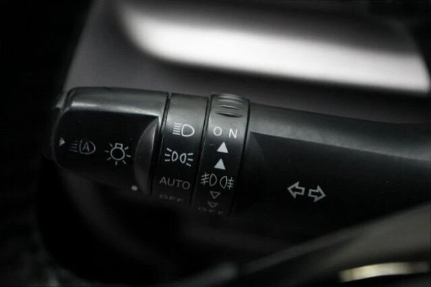 2022 Mitsubishi Eclipse Cross - Image 12 of 20
