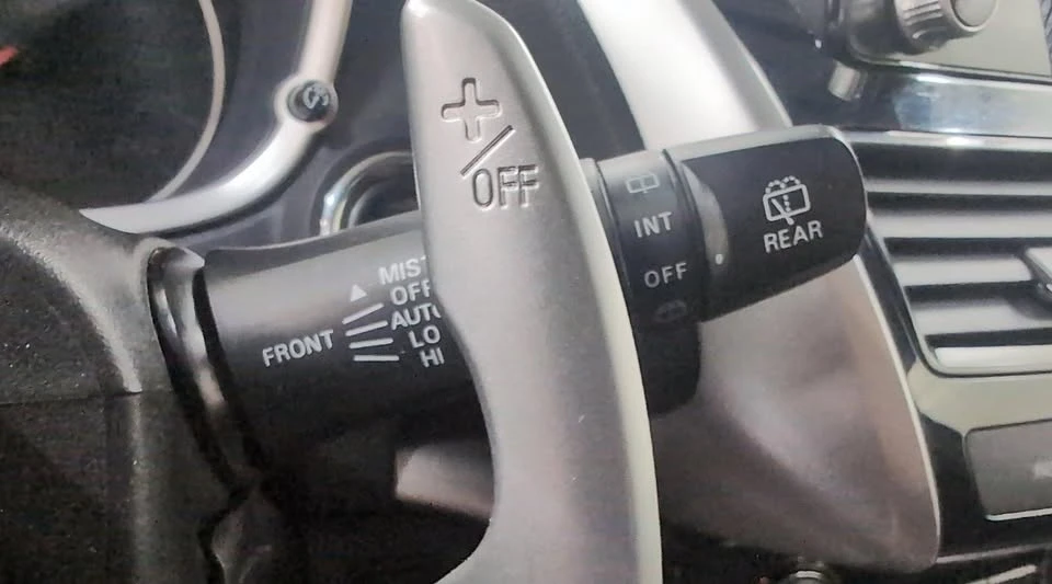 2022 Mitsubishi Eclipse Cross - Image 10 of 19