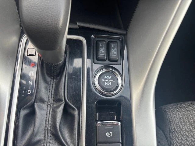 2022 Mitsubishi Eclipse Cross - Image 18 of 20