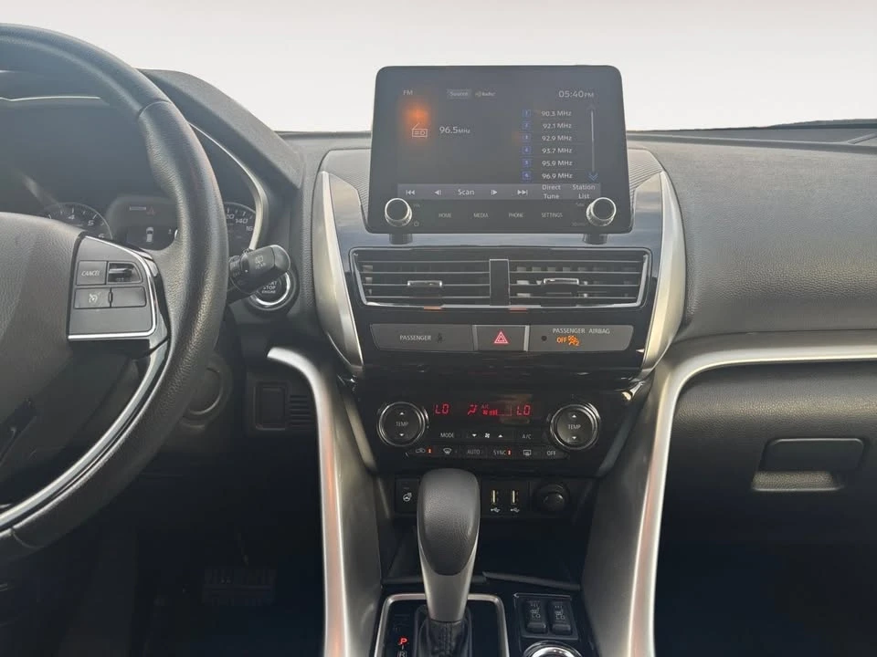 2022 Mitsubishi Eclipse Cross - Image 13 of 20