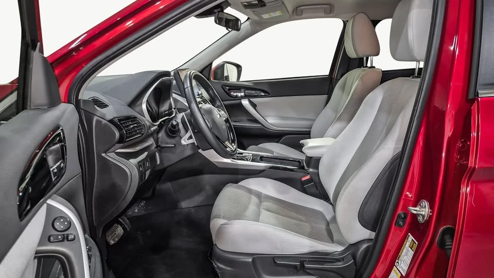 2022 Mitsubishi Eclipse Cross - Image 7 of 18
