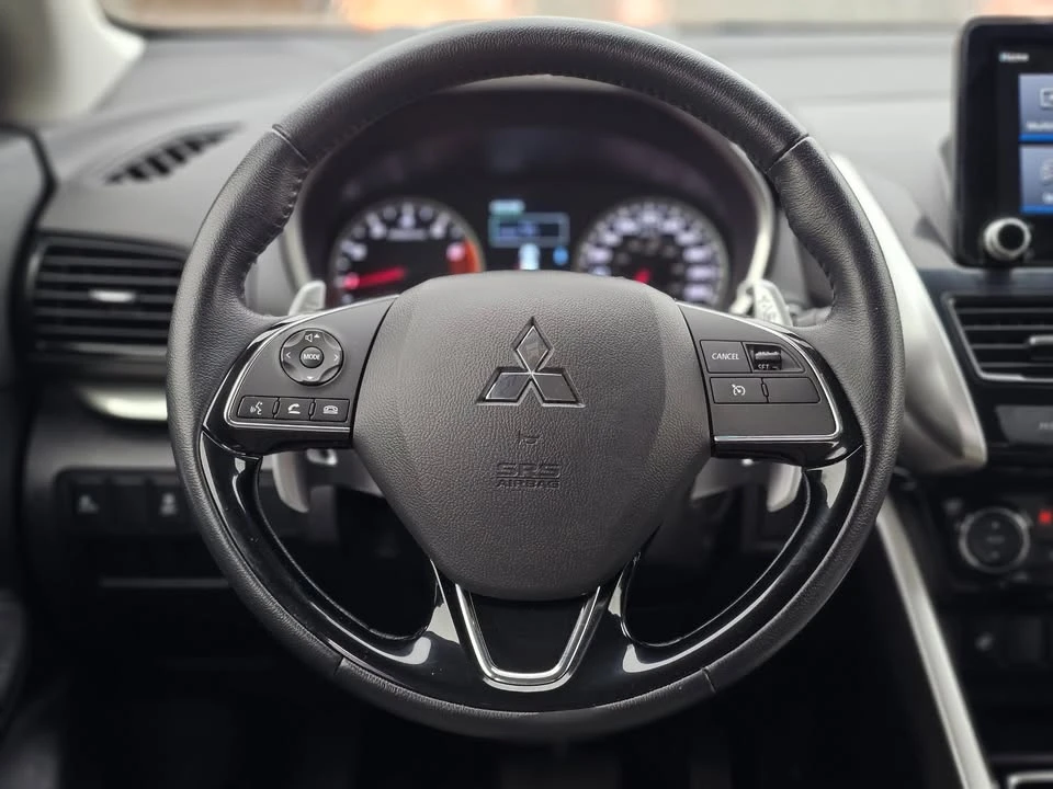 2022 Mitsubishi Eclipse Cross - Image 16 of 20