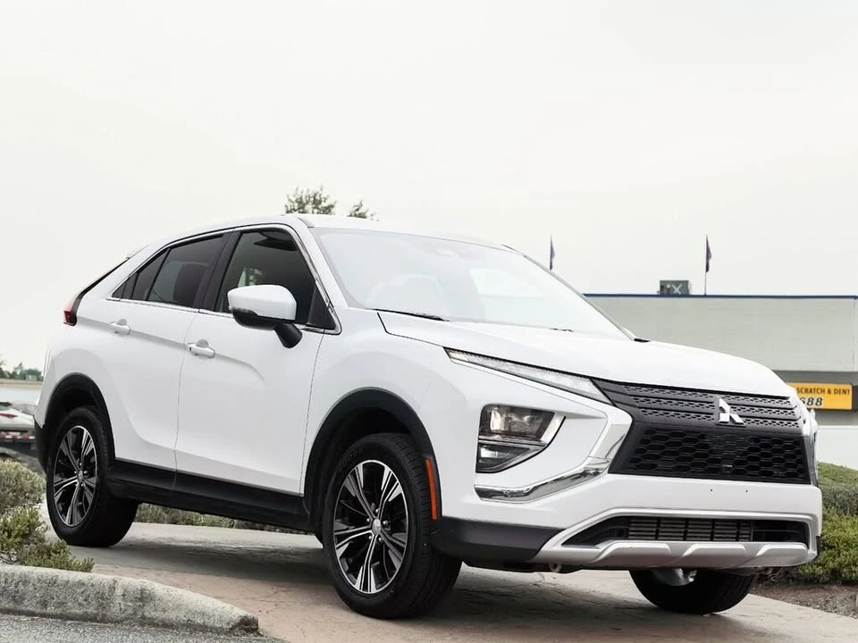 2022 Mitsubishi Eclipse Cross - Image 6 of 10