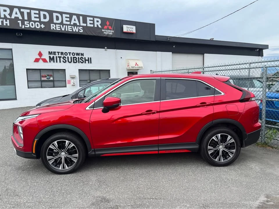 2022 Mitsubishi Eclipse Cross - Image 2 of 12