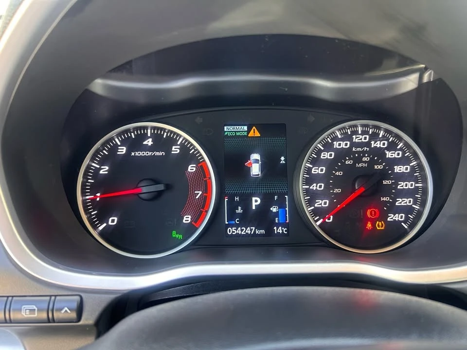 2022 Mitsubishi Eclipse Cross - Image 6 of 10