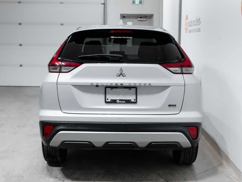 2022 Mitsubishi Eclipse Cross - Image 5 of 20