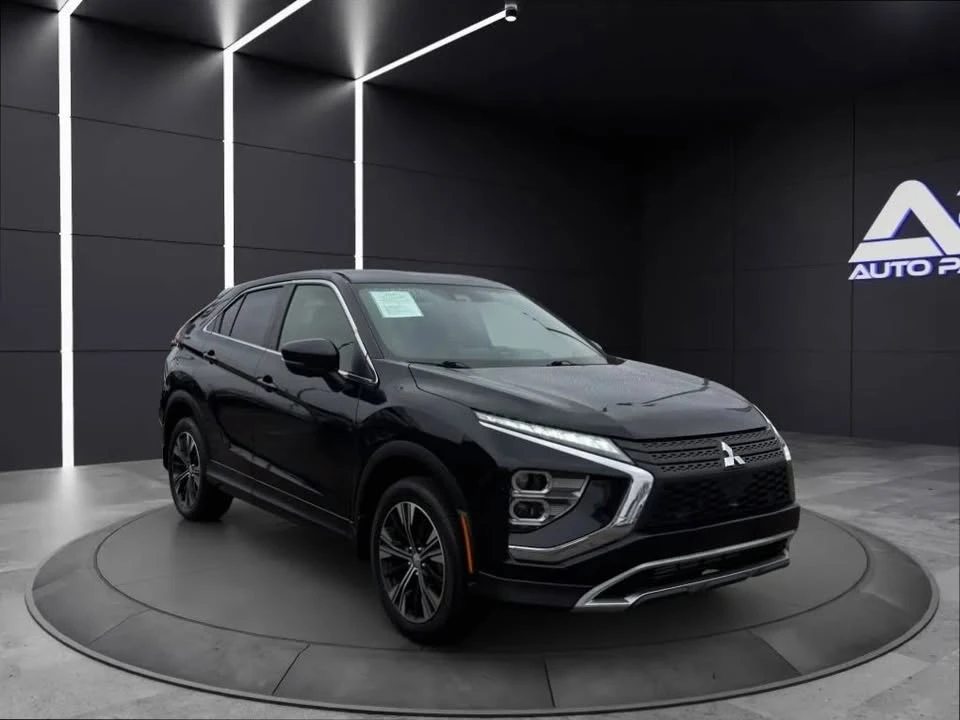 2022 Mitsubishi Eclipse Cross - Image 2 of 14