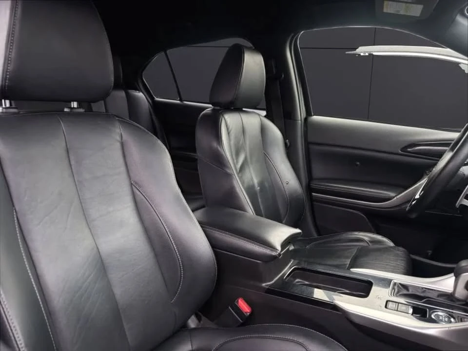 2022 Mitsubishi Eclipse Cross - Image 8 of 14