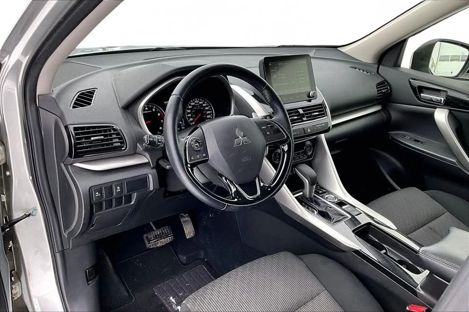 2022 Mitsubishi Eclipse Cross - Image 3 of 3
