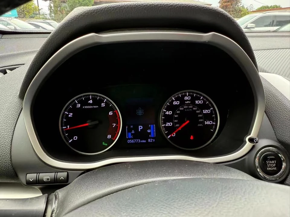 2022 Mitsubishi Eclipse Cross - Image 12 of 13