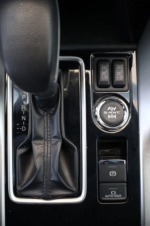 2022 Mitsubishi Eclipse Cross - Image 15 of 20