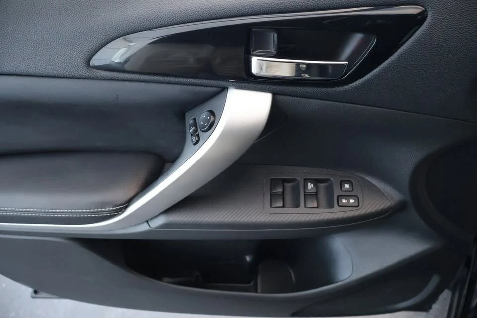 2022 Mitsubishi Eclipse Cross - Image 17 of 20