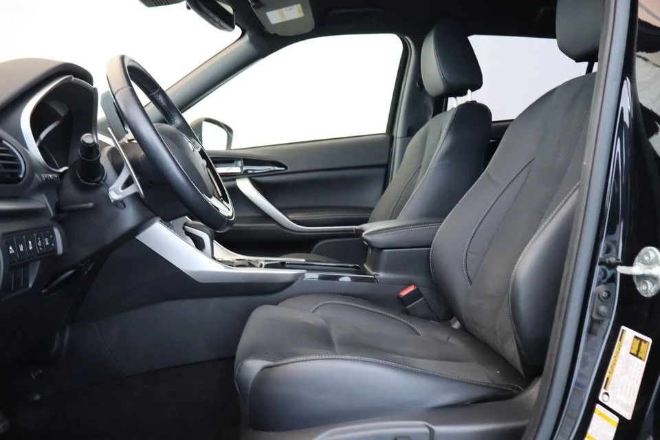 2022 Mitsubishi Eclipse Cross - Image 4 of 20
