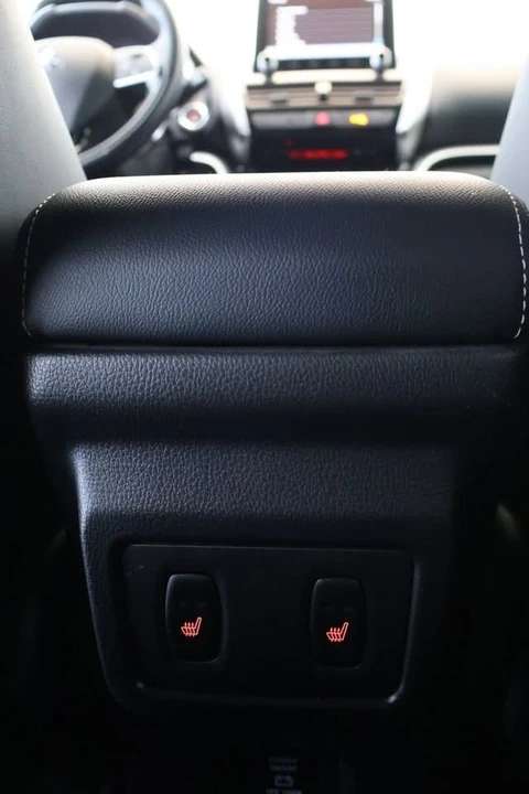 2022 Mitsubishi Eclipse Cross - Image 19 of 20
