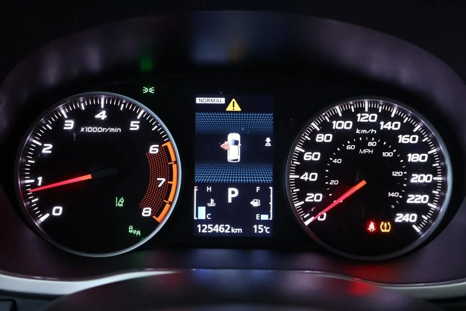2022 Mitsubishi Eclipse Cross - Image 11 of 20