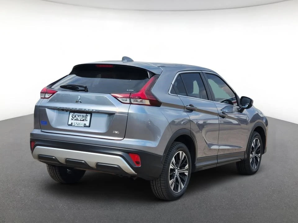 2022 Mitsubishi Eclipse Cross - Image 2 of 20