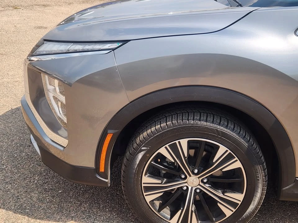 2022 Mitsubishi Eclipse Cross - Image 6 of 20