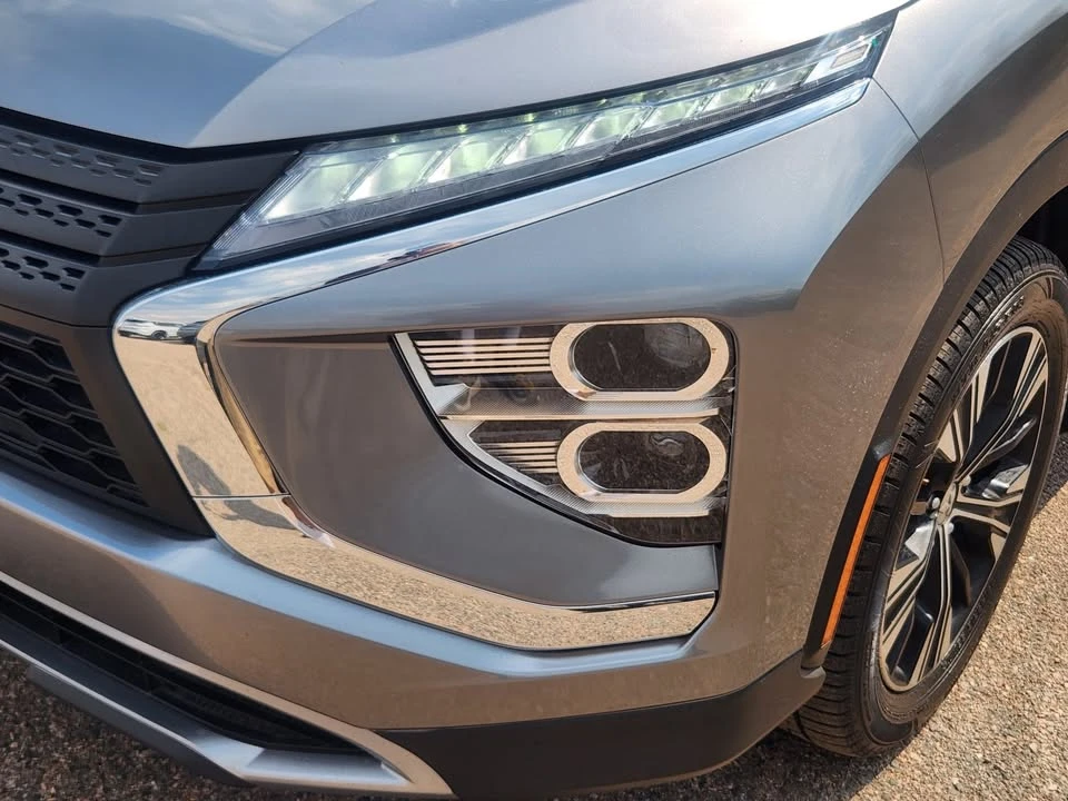 2022 Mitsubishi Eclipse Cross - Image 5 of 20