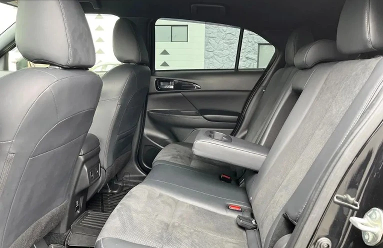 2022 Mitsubishi Eclipse Cross - Image 15 of 16