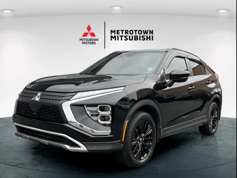 2022 Mitsubishi Eclipse Cross - Image 3 of 16