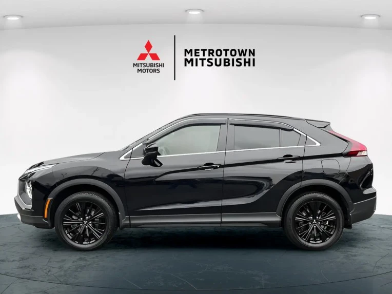 2022 Mitsubishi Eclipse Cross - Image 4 of 16