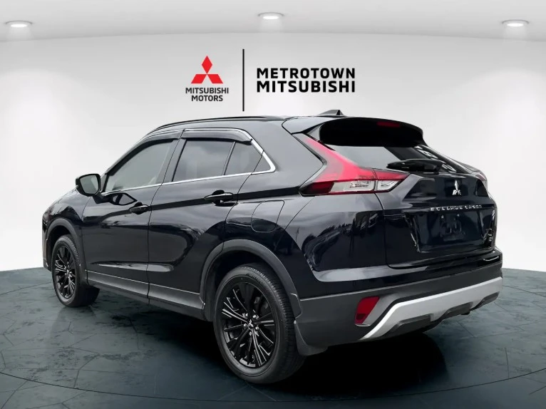 2022 Mitsubishi Eclipse Cross - Image 5 of 16