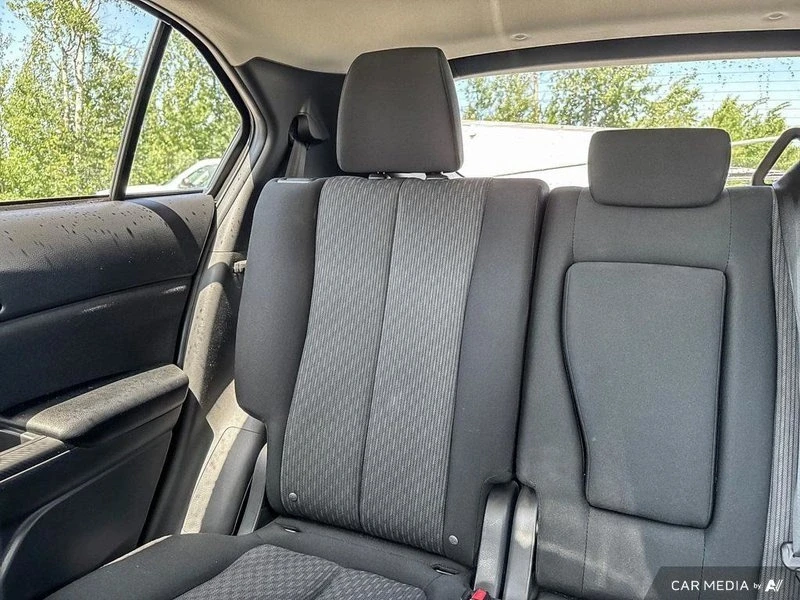2022 Mitsubishi Eclipse Cross - Image 12 of 20