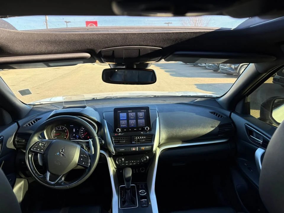 2022 Mitsubishi Eclipse Cross - Image 2 of 5