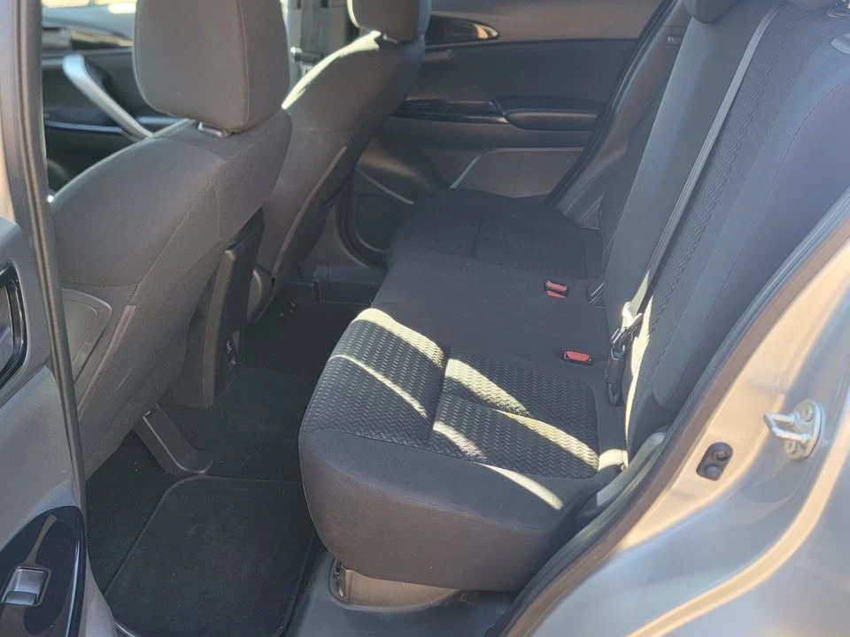 2022 Mitsubishi Eclipse Cross - Image 10 of 18