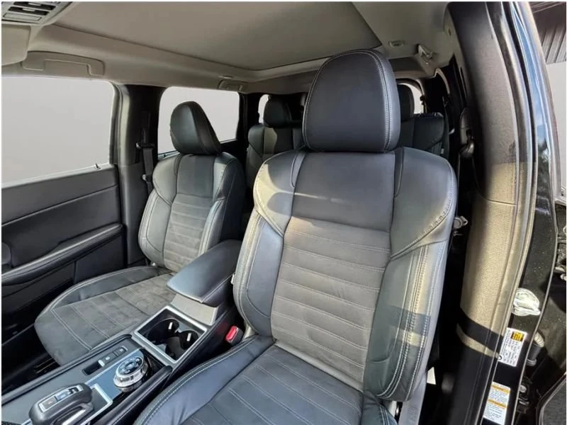 2022 Mitsubishi Outlander - Image 18 of 20
