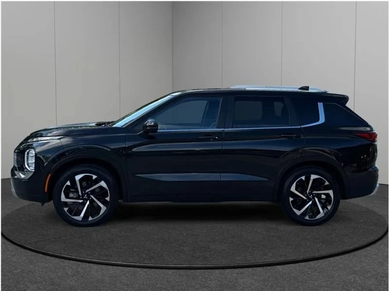 2022 Mitsubishi Outlander - Image 5 of 20