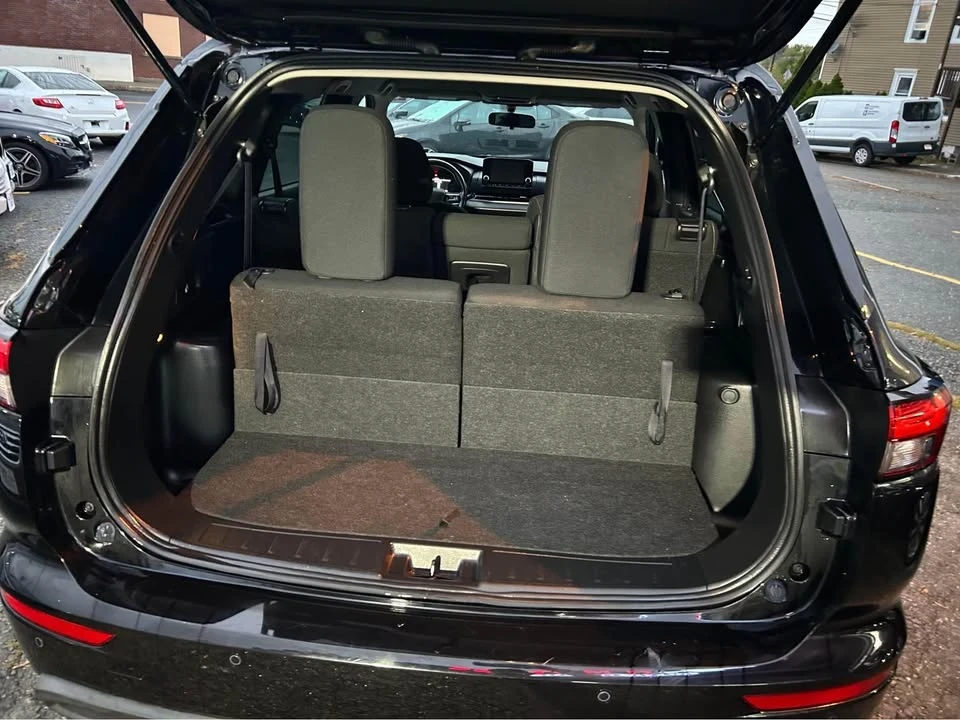 2022 Mitsubishi Outlander - Image 10 of 11