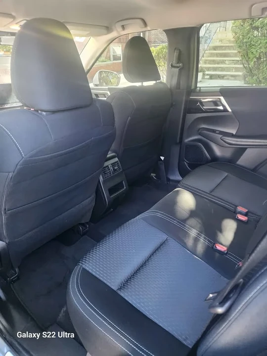 2022 Mitsubishi Outlander - Image 12 of 17