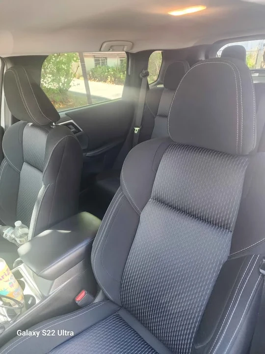 2022 Mitsubishi Outlander - Image 13 of 17