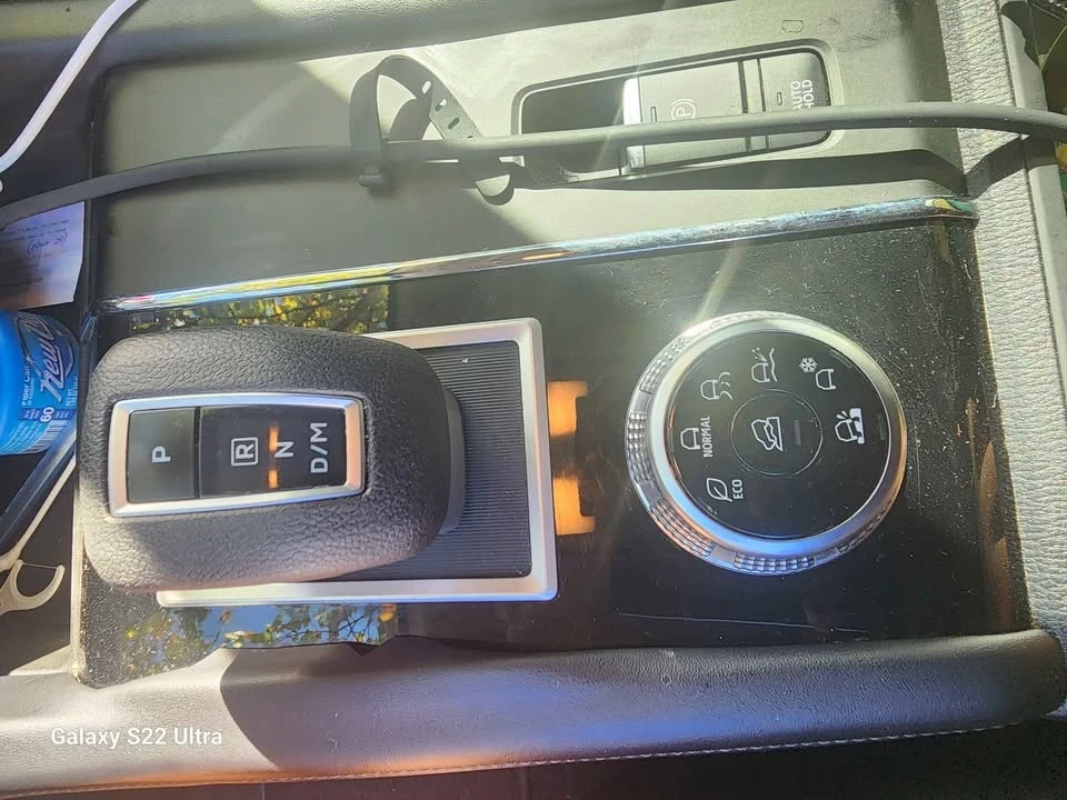 2022 Mitsubishi Outlander - Image 17 of 17