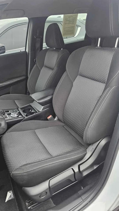 2022 Mitsubishi Outlander - Image 7 of 12