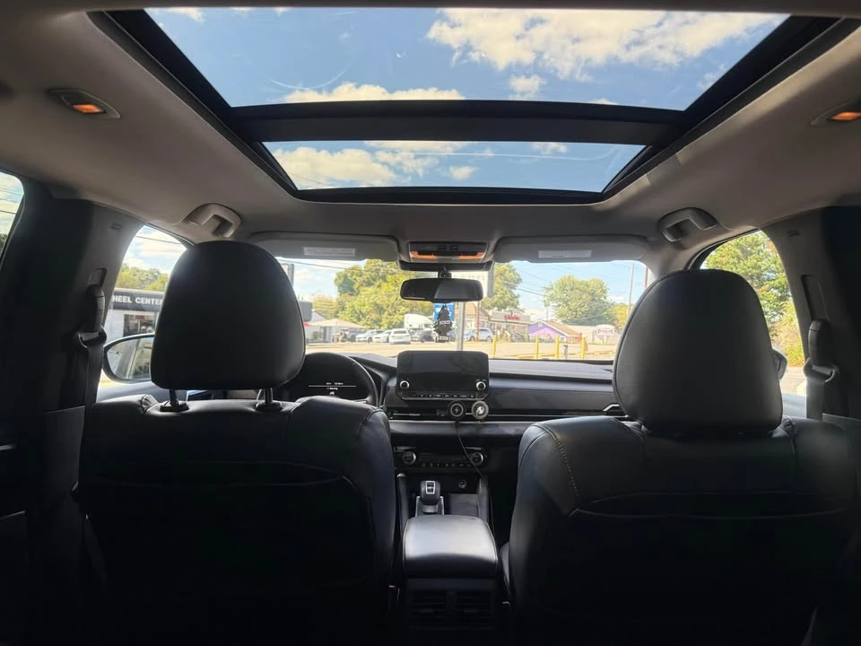 2022 Mitsubishi Outlander - Image 13 of 16