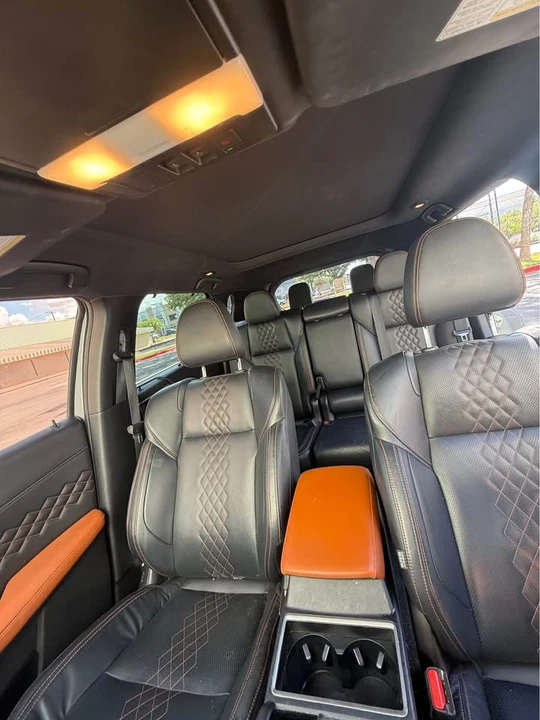 2022 Mitsubishi Outlander - Image 2 of 3