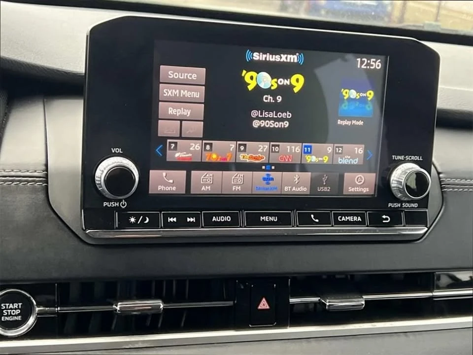 2022 Mitsubishi Outlander - Image 15 of 18