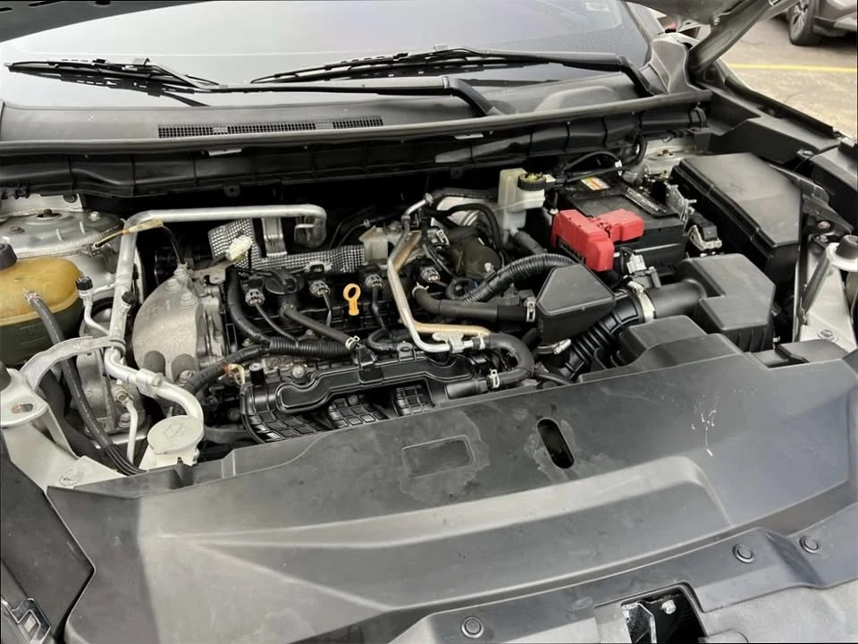 2022 Mitsubishi Outlander - Image 7 of 18