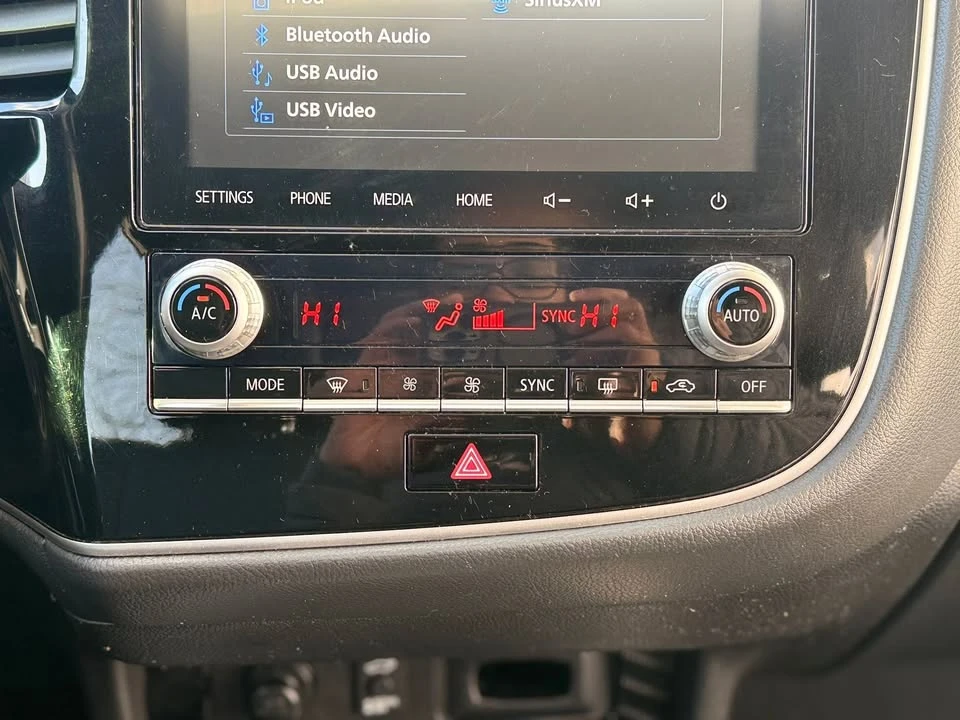 2022 Mitsubishi Outlander - Image 20 of 20