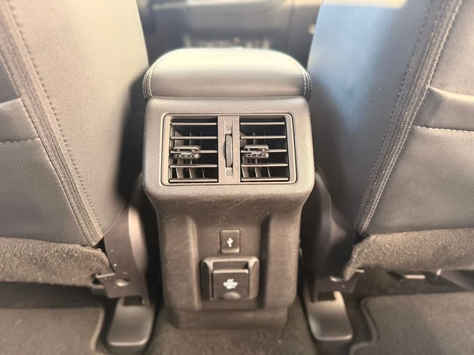 2022 Mitsubishi Outlander - Image 16 of 20
