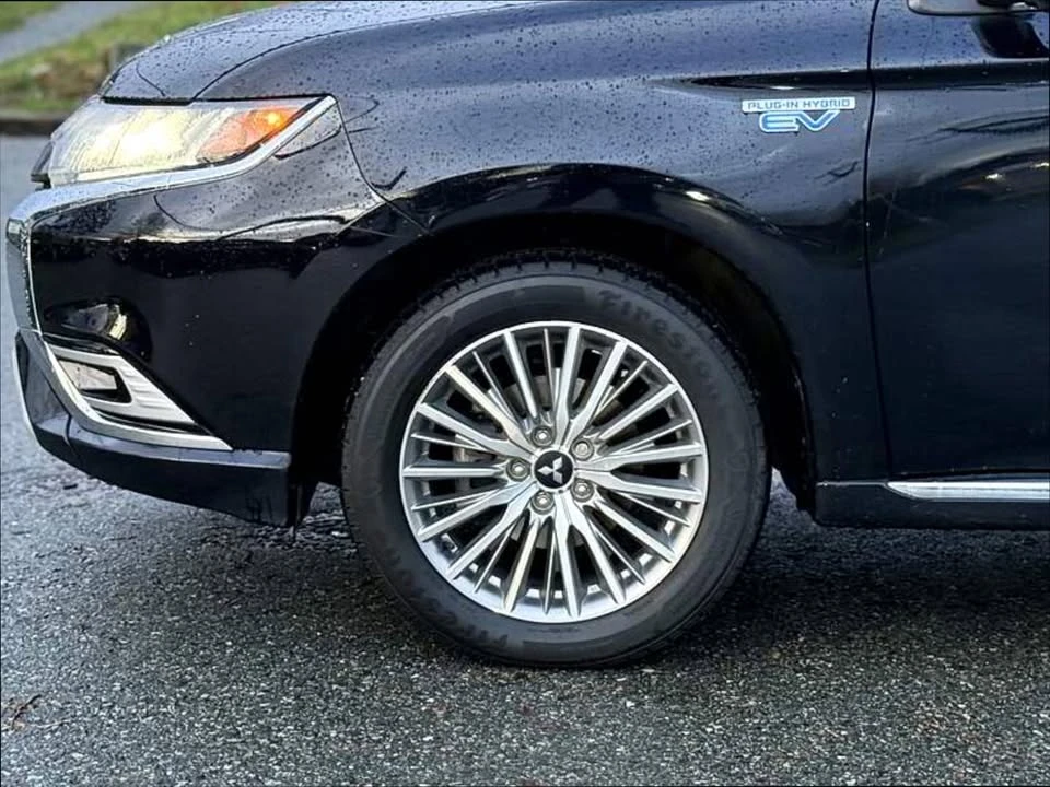 2022 Mitsubishi Outlander - Image 5 of 19