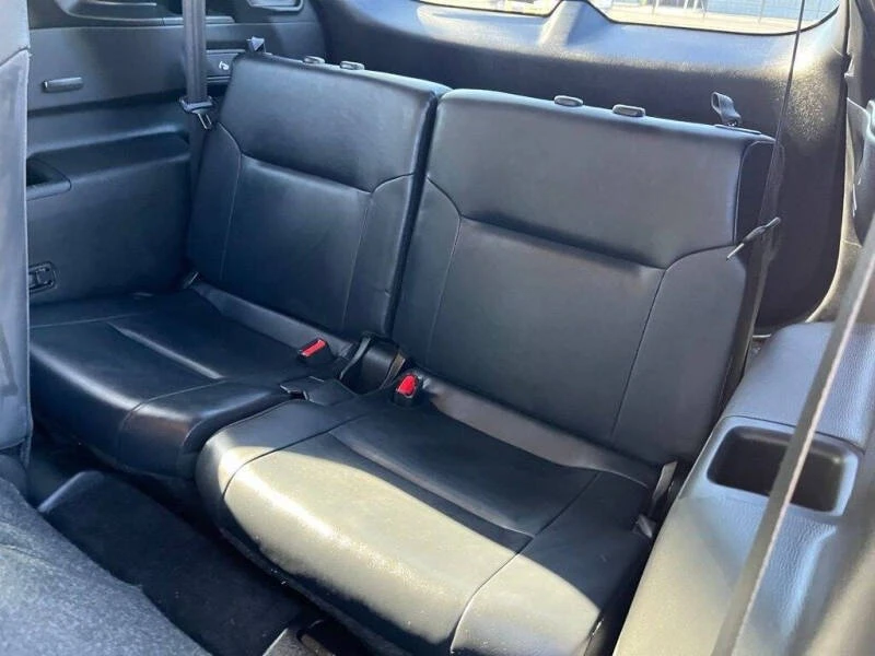 2022 Mitsubishi Outlander - Image 8 of 14