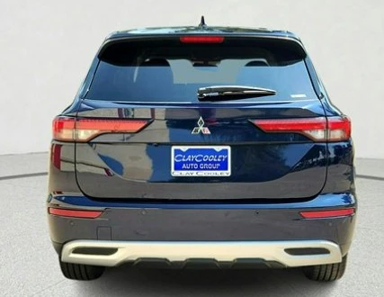 2022 Mitsubishi Outlander - Image 6 of 14